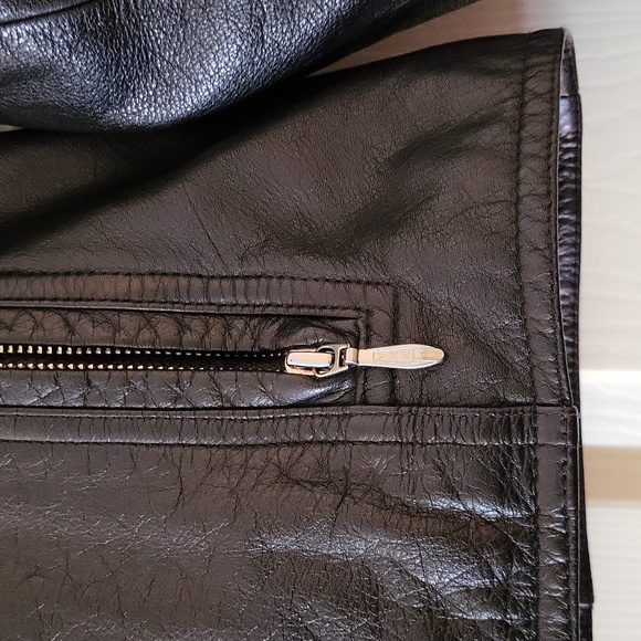 WILSON LEATHER 100% LEATHER SZ MED. BLACK ZIP UP JACKET WAIST LENGTH GOOD CONDI - Picture 3 of 12